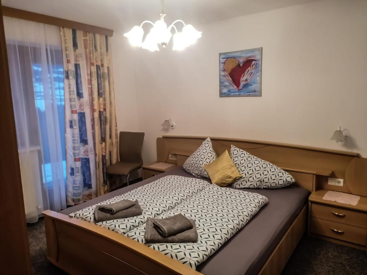 Apartamento Schultes Evelyn Jerzens Exterior foto